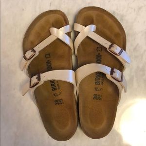 Birkenstock Mayori Sandal